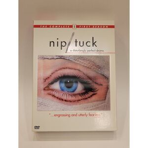 Nip/Tuck Complete Season 1 DVD Box Set - 2003 Pre-owned 5 Discs